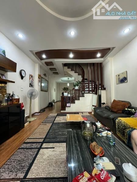 🏡 Nhà 54m2- mặt tiền 4.1m- Lê Hồng Phong- ô tô đỗ gần- 8.25 tỷ