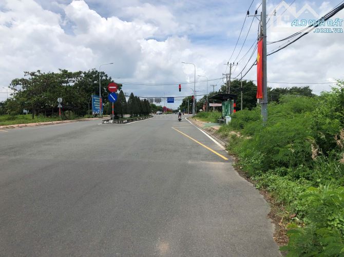 1147M2 ĐẤT MẶT TIỀN ĐƯỜNG DUYÊN HẢI, CẦN GIỜ, CÓ 900M2 THỔ CƯ , GIÁ 38 TỶ