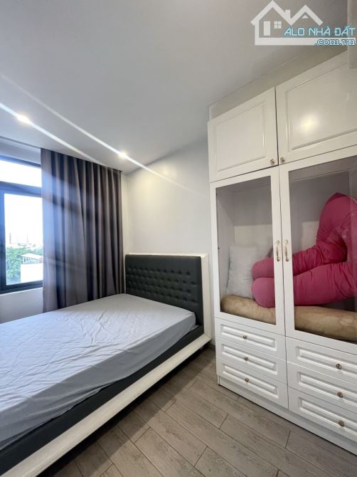 NHÀ ĐẸP – FULL NỘI THẤT XỊN – 6 TẦNG + HẦM + THANG MÁY – 89M² NỞ HẬU – SÁT ĐẢO KIM CƯƠNG