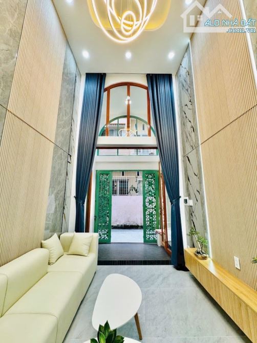 💥Bình Thạnh - Ngã 4 Hàng Xanh - Sát Q1 - 3 Tầng Xây mới - 2 mặt hẻm 4m - 40m2 - Sát 5 ĐH - 1