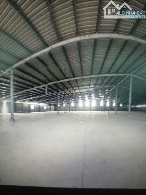 Cho thuê 4000m2 Nhà xưởng - Nhà Kho - Khu Bầu Thành Long Điền - 1