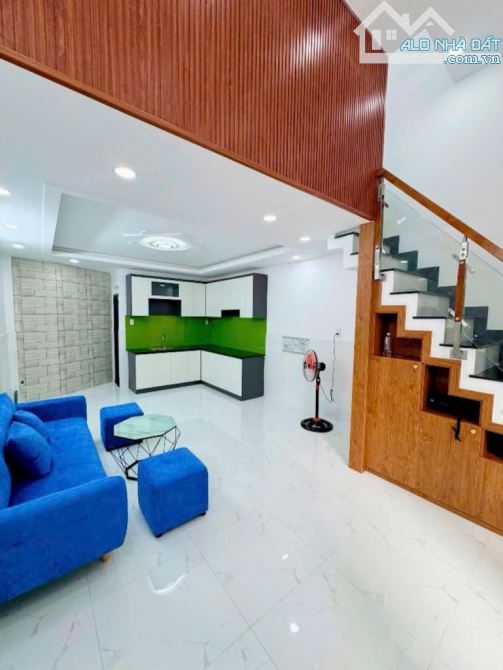 💥🏠 HIẾM - GIÁ RẺ NHẤT TÂN BÌNH - NGAY HOÀNG HOA THÁM - ĐỒNG XOÀI - 2 TẦNG NHÀ ĐẸP - 32M2 - 2