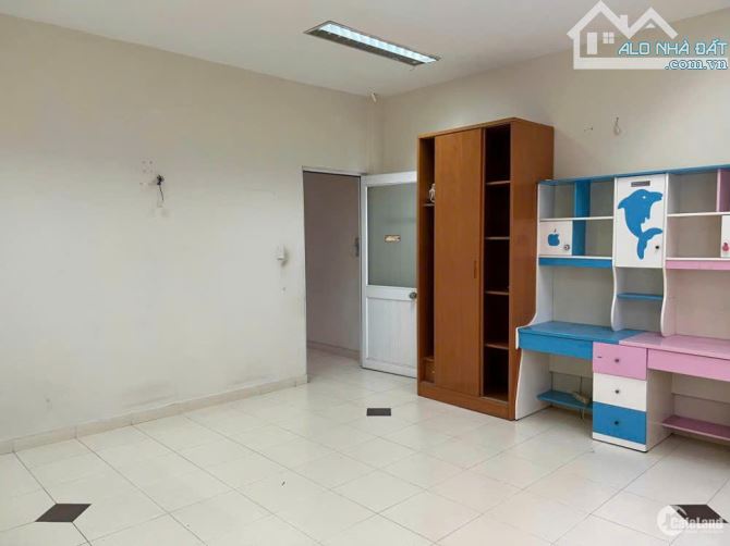 Nhà hẻm 8m khu Hoàng Hoa Thám đường Bàu Bàng, P. 13, TB (91m²) 2 lầu - 12.9 tỷ. - 2