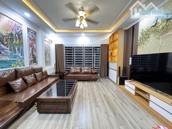 🏡 Nhà 36m2- 5 tầng – Phan Đình Giót- Nhà đẹp ở ngay- 6.7 tỷ - 2