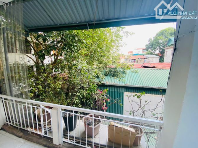 NHÀ TT ĐẸP PHỐ ĐỘI CẤN-VĂN CAO-2 THOÁNG-10M RA Ô TÔ-GẦN TRƯỜNG HỌC CÁC CẤP-60M2-2 NGỦ - 3