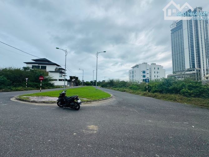 Bán đất sổ hồng khu biệt thự Biển Vĩnh Hoà ngay bến du thuyền Marina giá đầu tư - 4