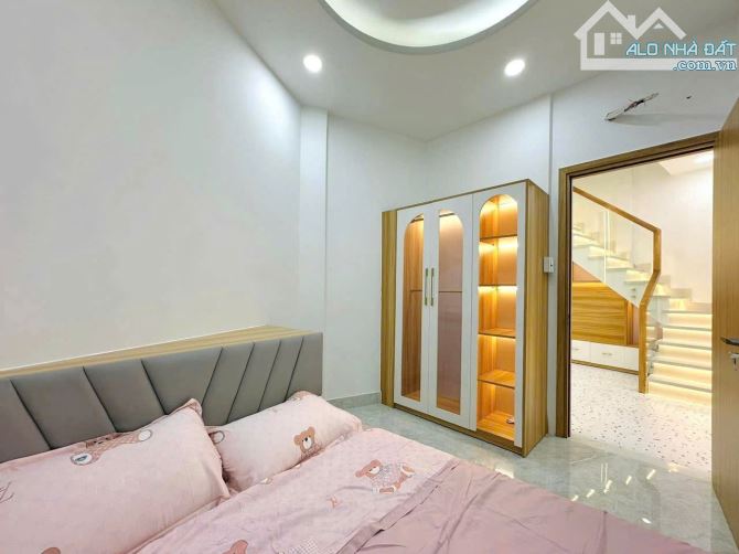 🏡 BÁN NHÀ PHAN VĂN TRỊ 🔥 CĂN GÓC 44m² 🏠 Kết cấu: 2 tầng, 4 phòng ngủ - 6