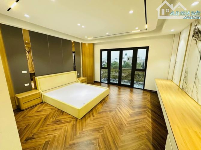 Nhà kinh doanh phố Tư Đình,View BT Minh Tâm,60m2-7T,thang máy,full nội thất,17.35 tỷ - 6