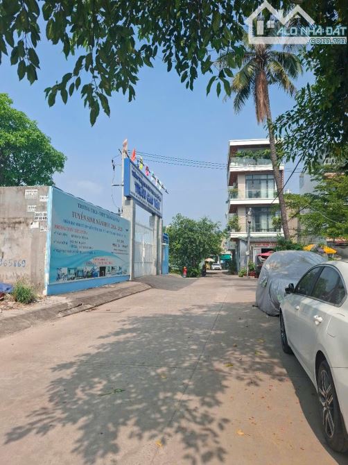 Bán đất đường Thạnh Lộc 40, Quận 12 - Ngay trường Trần Cao Vân giá 3,75 tỷ