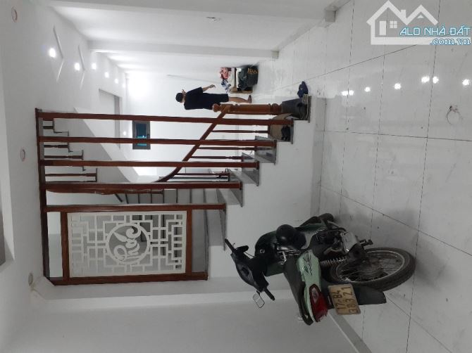 Bán nhà lai xá, hoài đức, ô tô đỗ cách 20m