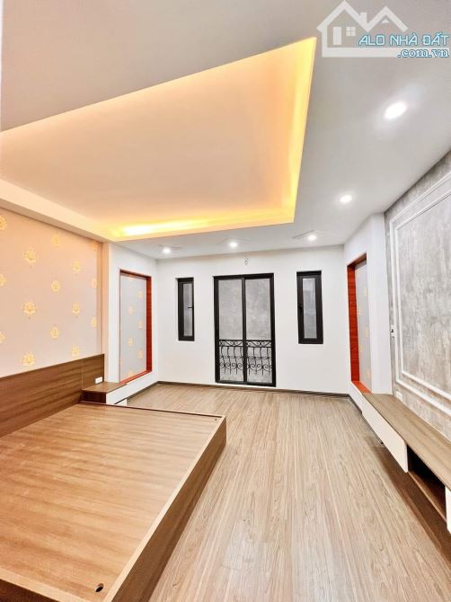 BÁN NHÀ NGÕ 145 QUAN NHÂN - NGÕ RỘNG, 5 TẦNG THANG MÁY, NHÀ MỚI ĐẸP - 30M2 - GIÁ HƠN 6 TỶ! - 1