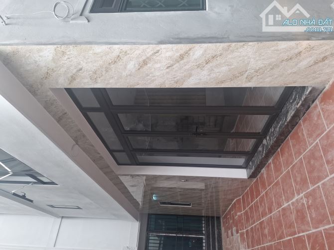 Bán nhà Đông Dư Gia Lâm Hà Nội DT 30m2 * 4m * 4,5 tầng * 4,5  tỷ - 1