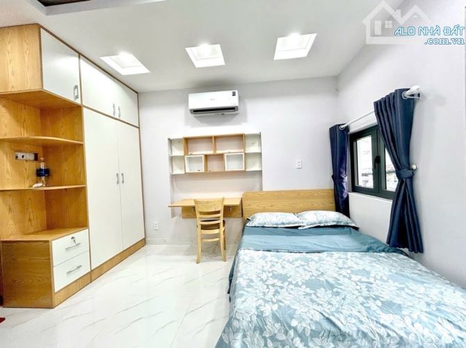 Hẻm xe hơi - Nhà mới đẹp - 4 Tầng - 90M2 - Gần ĐH Văn Lang - Dòng tiền ổn định cao - 1