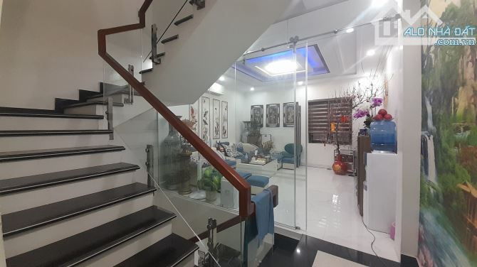 Bán gấp nhà  Đà Nẵng,  Đông Hải 1, Hải An. 3,5 tỷ, 4 tầng, 40m2 - 2