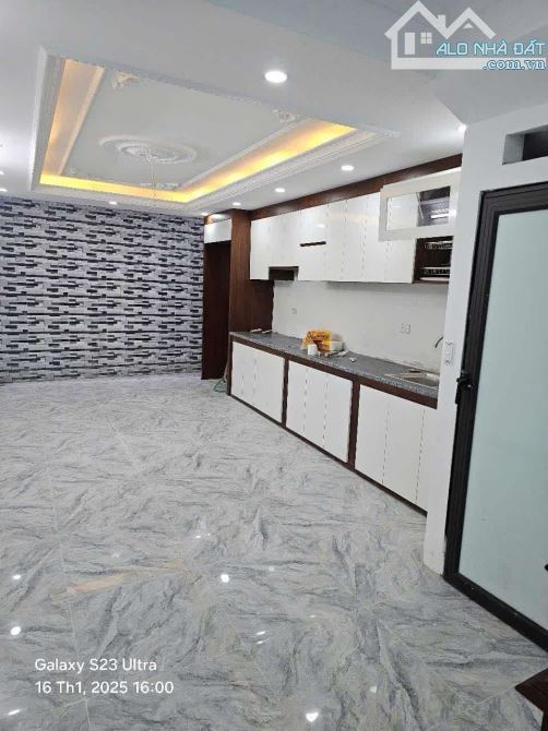 Đại Đồng, Đông Mỹ - Thanh Trì 59/64m x 5 tầng, mặt tiền 4.3m, giá 6.35 tỷ thương lượng - 2