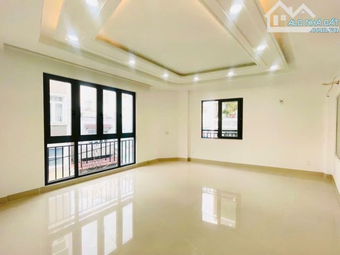 Nhà 4 tầng xây mới, 40m2, 4PN HXH đường Hoàng Hoa Thám - 2