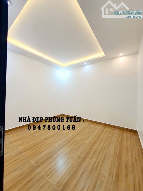 Ptuan Bán nhà phố Nguyễn Tường Loan – Ngõ nông, chỉ 2,Xx tỷ- Diện tích: 43m² - 2