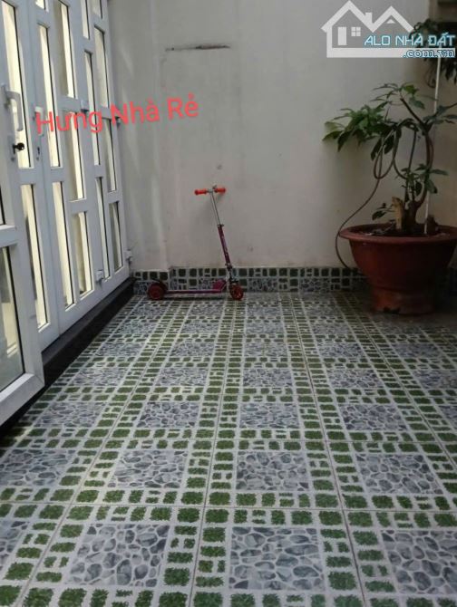 Nhà 3 tầng 90m2 hẻm xe hơi - Phước Long B Q9 - 150m ra Đỗ Xuân Hợp - giảm chào nhỉnh 7 tỷ - 2