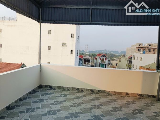 BÁN NHÀ GIANG BIÊN – LÔ GÓC 6 TẦNG – THANG MÁY – Ô TÔ TRÁNH – 50M RA PHỐ  Diện tích: 38m² - 3