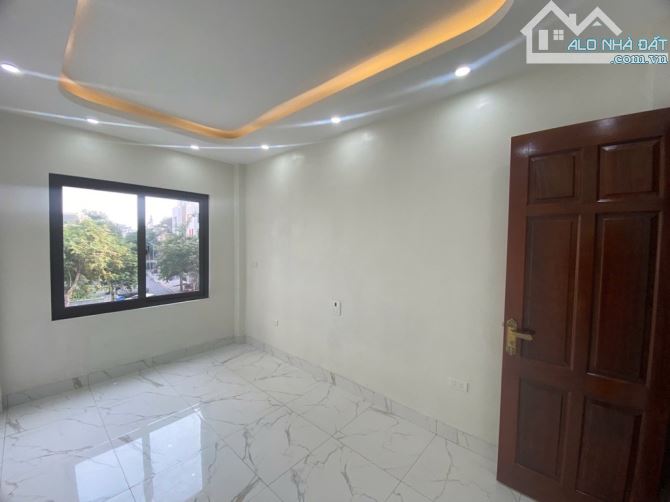 🏠 BÁN NHÀ VẠN PHÚC: 34m2, 5 tầng- Giá 6.3 tỷ - NGÕ THOÁNG RỘNG! - 4