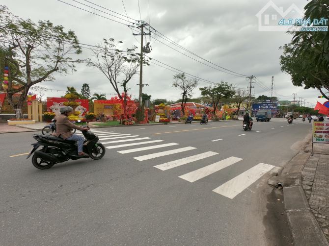 BÁN NHÀ NGAY CHỢ BÌNH KỲ, HÒA QUÝ, NGŨ HÀNH SƠN, 122M2, GIÁ CHỈ 1.X TỶ, Ô TÔ ĐẬU ĐỖ. - 4