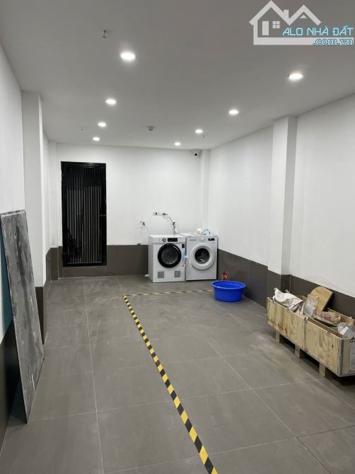 CCMN 12 PHÒNG PHAN ĐÌNH GIÓT- THANH XUÂN- 59M2_ 7 TẦNG_ 3,2M MẶT TIỀN- DÒNG TIỀN 1 TỶ/ NĂM - 7
