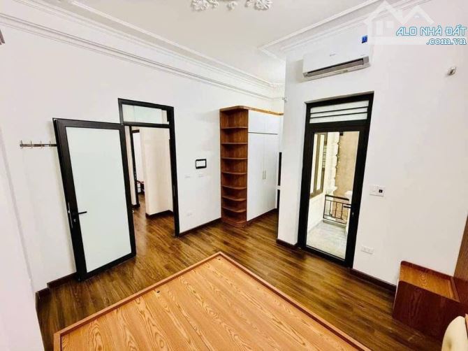 SIÊU HIẾM! NHÀ ĐẸP LÁNG HẠ 50M², 4 TẦNG - Ở NGAY, CHỈ 190T/M² - 8