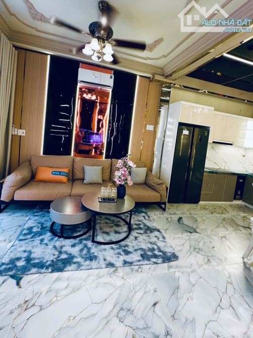 Siêu Phẩm Đẹp Lung Linh 3 Tầng , 40m2, 3PN Ni Sư Huỳnh Liên P10 Tân Bình. Nhỉnh 4 tỷ