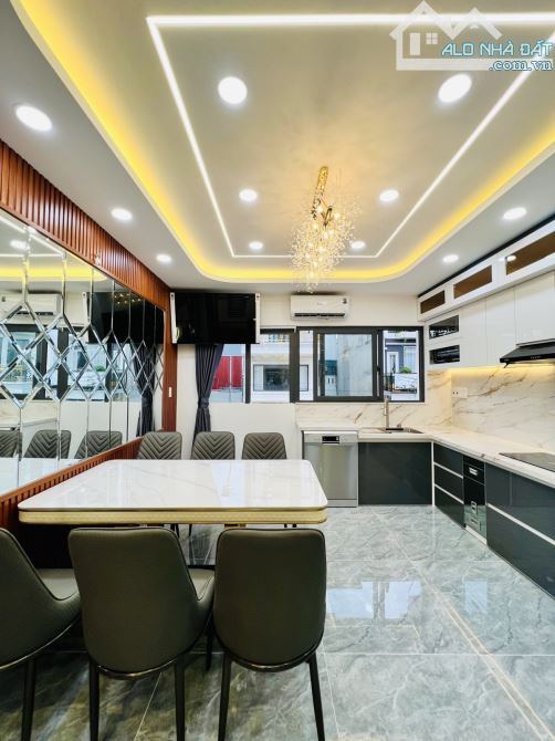 Bùi Xuân Thái, 40m2, mặt tiền 5m, giá 4.5 tỷ, Kinh doanh, Ô tô