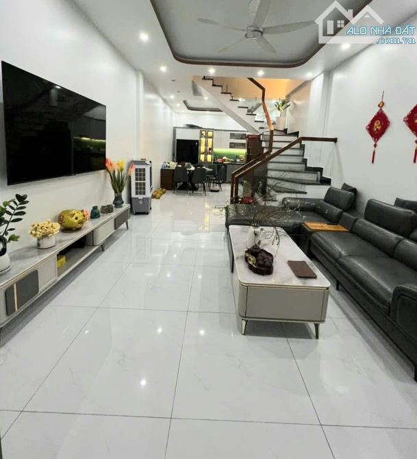 Bán nhà tại An Chân, Sở Dầu, Hồng Bàng. 55m², 3 tầng, chỉ 3,25 tỷ