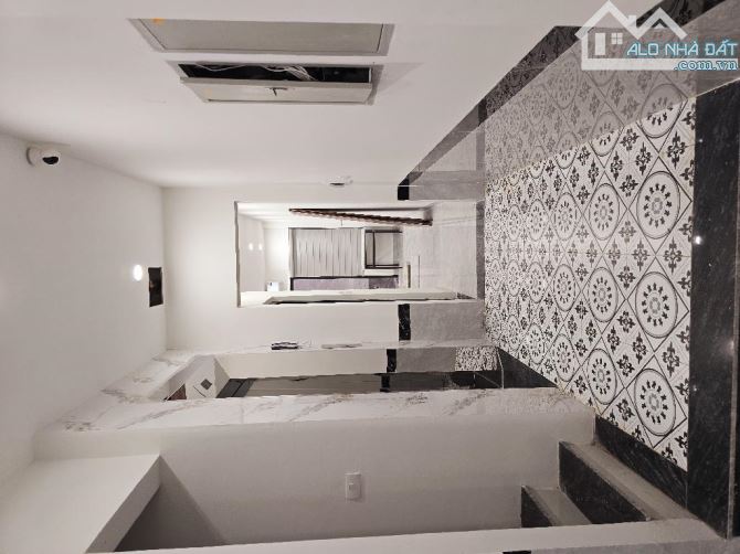 Hà Huy Tập: Nhà 3 tầng 50m2,mới, đẹp , ngõ 3 gác, nội thất long lanh, 4.8 tỷ - 6