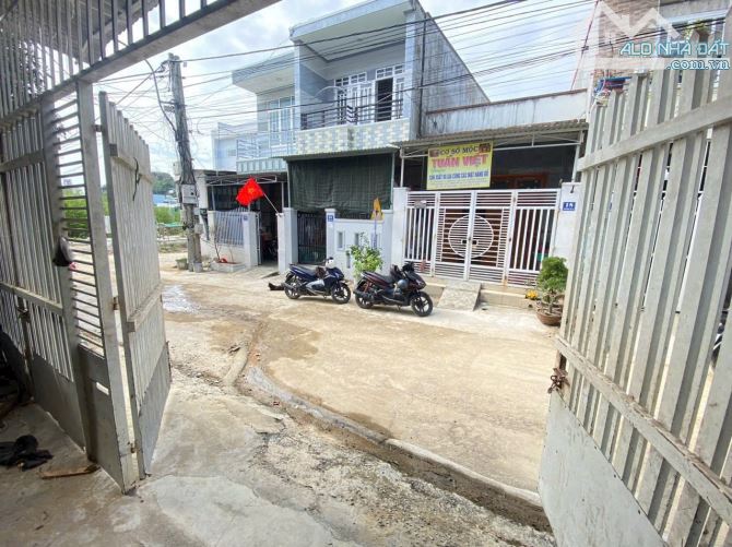 Chỉ 2,6 tỷ sở hữu ngay nhà 2 tầng khu Tây Mương Cách biển 2 phút - 83,2m2 ( ngang 9m ) - 1