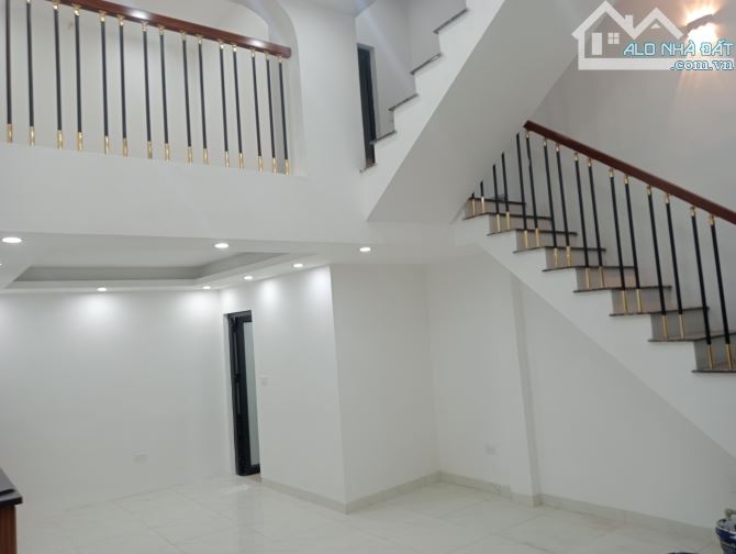 Bán nhà Thượng Thanh Long Biên 40m2- 4,7 tỷ - 1