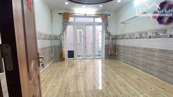 BÁN NHÀ KHUÔNG VIỆT VIEW ĐẦM SEN - 60M2 - 4 TẦNG KHÔNG LỘ GIỚI  - CHỈ 6 TỶ HƠN - 1