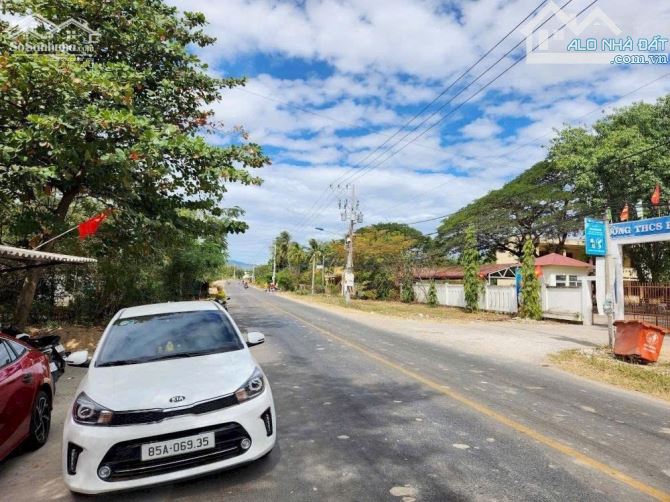 Bán đất ngay trường học Phước Thể - Tuy Phong đường QH 21m nối thẳng đường ven biển - 1