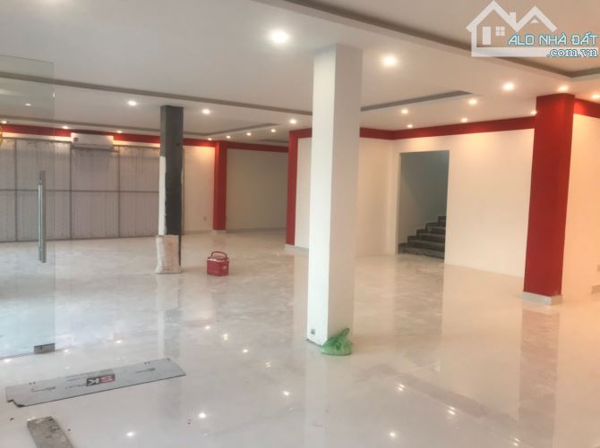 Bán nhà mặt đường Nguyễn Văn Linh gần ngói đỏ 360m2 - 1