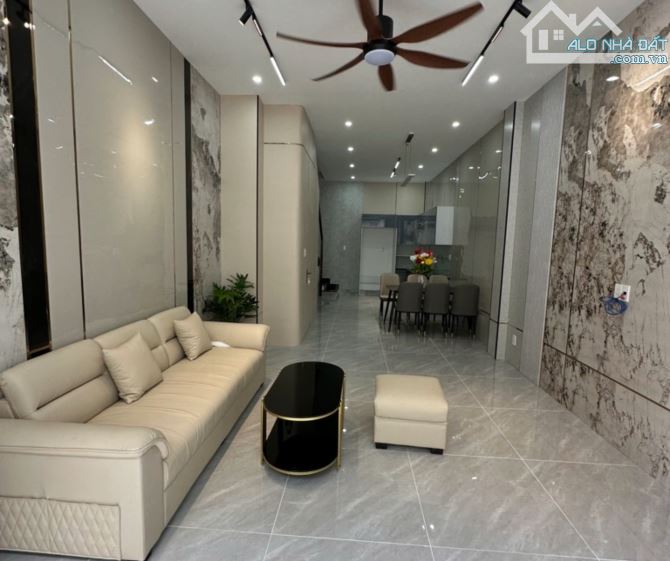 Hẻm ô tô thông, Khu Vip đường Phan Huy Ích, 3 Tầng, 45m2, Chỉ 5 Tỷ 1 - 1