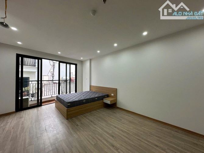 BÁN NHÀ LẠC LONG QUÂN-75M-8 TẦNG THANG MÁY-TÒA APARTMENT-SÁT PHỐ- 29 TỶ - 1