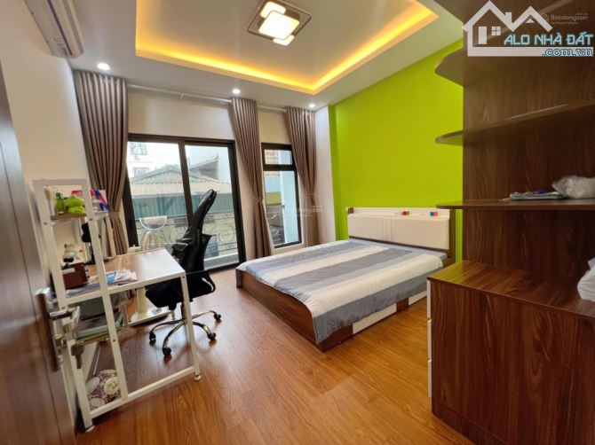 Bán nhà Kim Giang, DT 50m2 x 5 tầng, giá 7.88 tỷ mới, đẹp, ngõ 5m, oto, ở luôn - 2