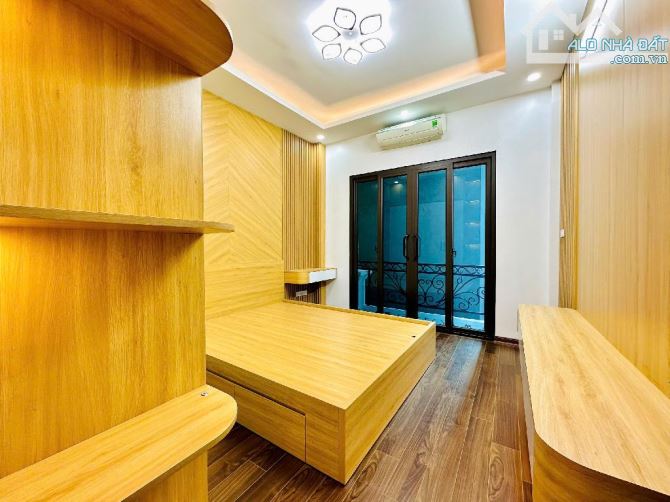 BÁN NHÀ NGÕ 236 ĐẠI TỪ, 39M2 - NHÀ ĐẸP, NGÕ RỘNG, GẦN PHỐ, SỔ RIÊNG - 2