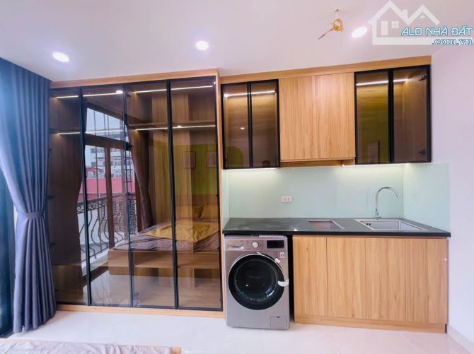 Kim Giang 120m2 x7 tầng thang máy, mt 7.2m, ô tô,kinh doanh,dòng tiền khủng,full nội thất - 2