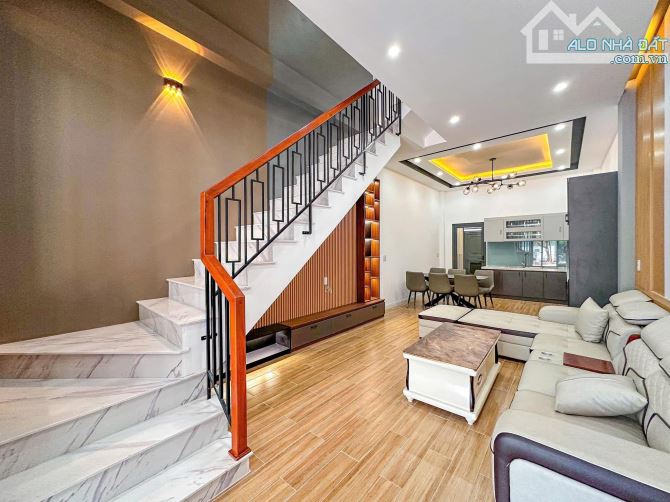 nhà trệt 2 lầu đường số 3 khu đại hoc y dược - 3