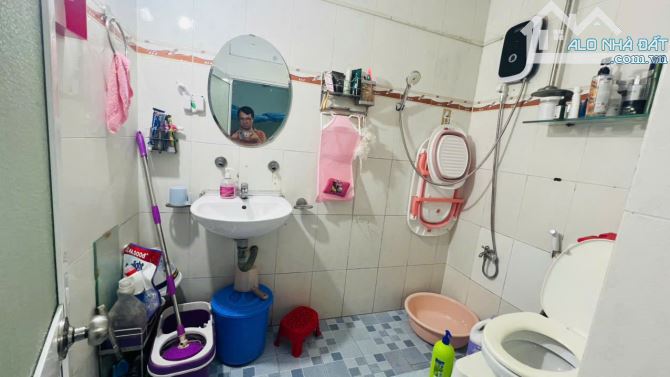 Cho Thuê Căn Hộ Lô C2 Chung Cư Tân Vĩnh 50m2 1PN 1WC 1PK Ko Nội Thất, Có Sẵn ở Ngay - 2