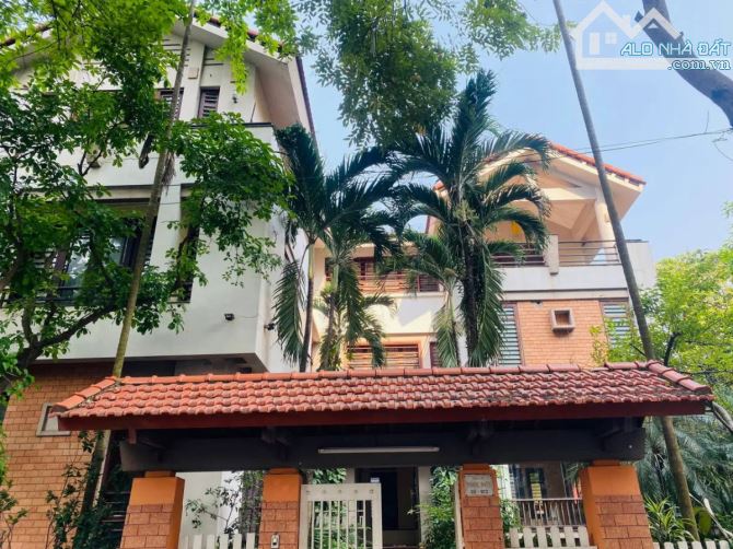 Cực Hiếm Bán 2 Căn Biệt Thự Lô góc nằm ngay trục đường lớn khu Bán Đảo Linh Đàm Hoàng Mai - 4
