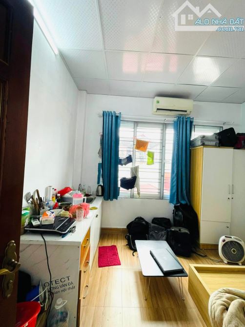 Đỉnh chóp! Nguyễn Chí Thanh -42m*7 tầng, 30m ra oto tránh- chưa tới 9đ - 5