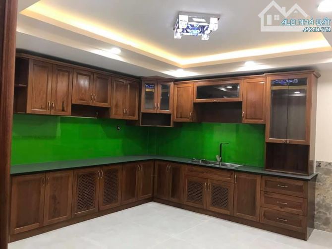 71M2,HẺM XE TẢI, NHÀ CỰC ĐẸP,TOÀN BỘ LÀM GỖ QUÝ, 6 TẦNG CÓ THANG MÁY, GIÁ 12 TỶ - 5