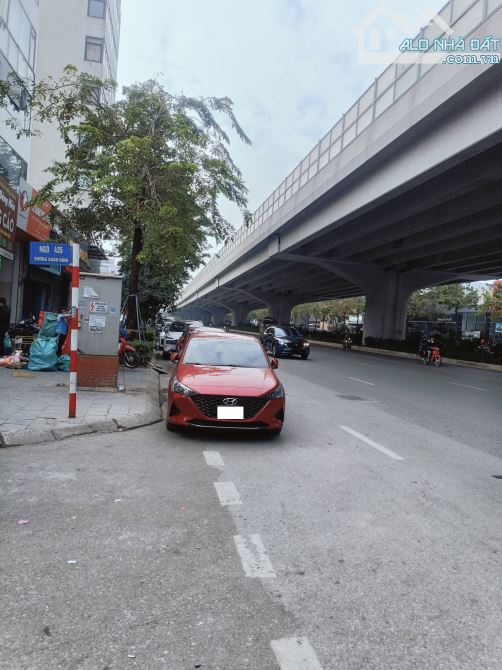 Bán đất Xuân Đỉnh, lô góc, sát ô tô, xây được ngay, giá thương lượng, thông phạm văn đồng. - 5