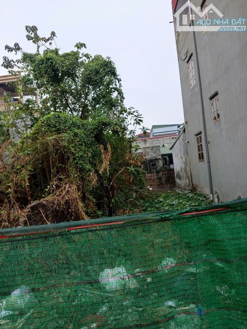 9.6 tỷ/100 m2/5.2 mt/ Kiên Thành/ Tt trâu quỳ /Ngõ Ô tô 7 chỗ thông - 6