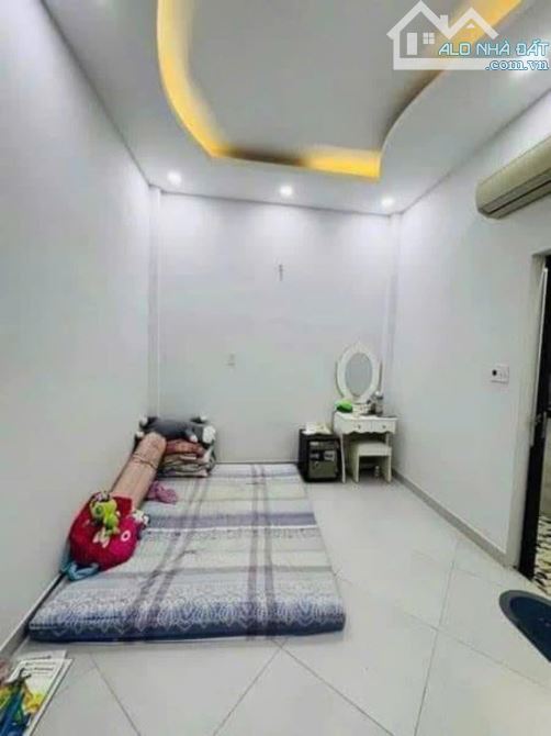 CHÚ 7 BÁN NHÀ Đ. HOA SỨ PHÚ NHUÂN 60M2 1 TỶ 210TR CÒN THƯƠNG LƯỢNG