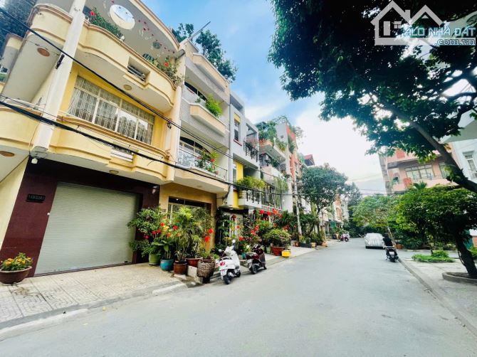 Bán Nhà Khu Nội Bộ Siêu Vip 4x20 Ngay Cách Mạng Tháng 8-Gần CV Lê Thị Riêng Chỉ 15 Tỷ
